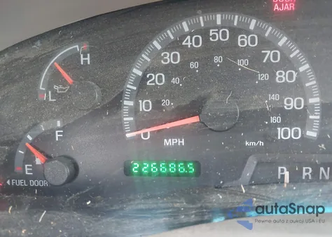 2000 Ford F-150 Lariat/Work Series/Xl/Xlt z USA, uszkodzony, nr VIN 1FTRX18L9YNB70363